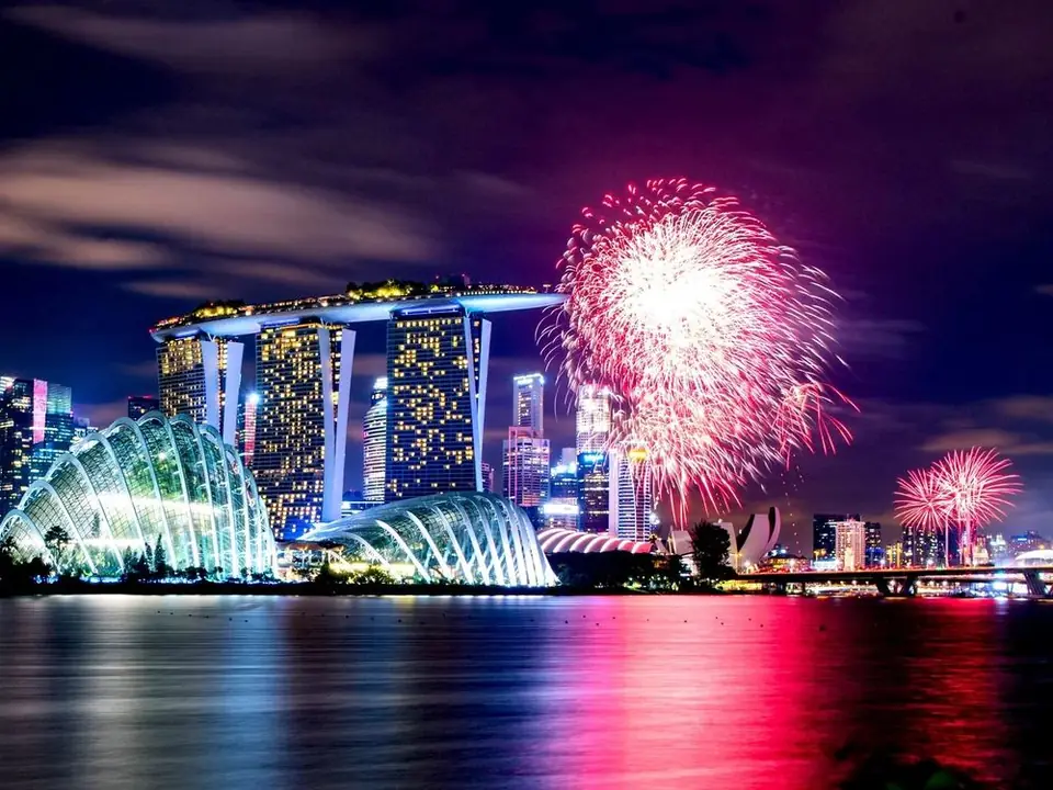 Singapore skyline at night